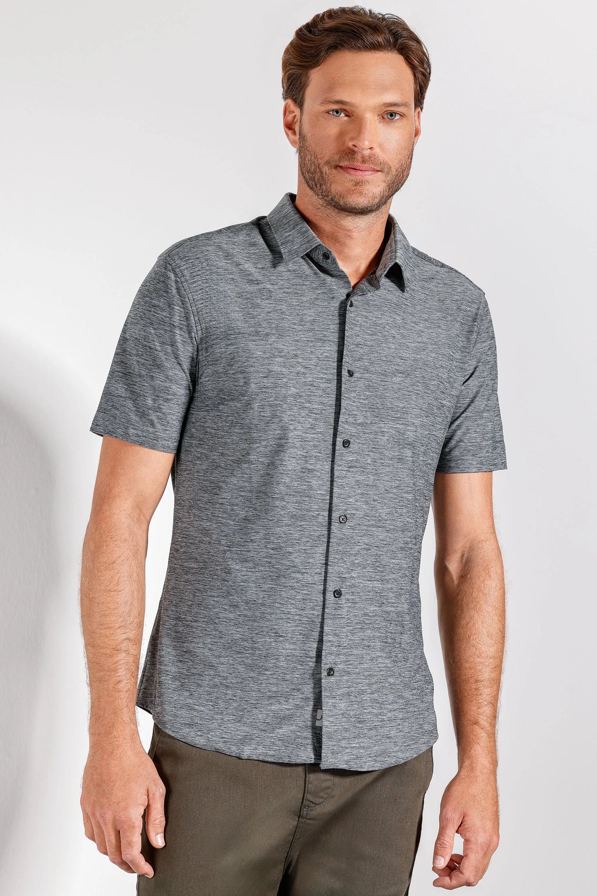 Camisa Slim em Malha Tecnológica Mescla Cinza Mescla